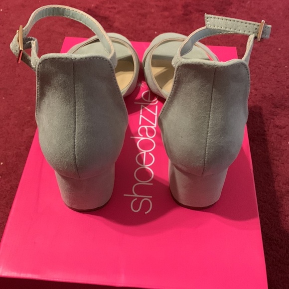 Pretty Shoedazzle Dress Sandals Teddy - Picture 3 of 16